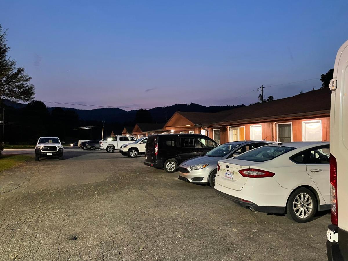 Pine Valley Motel Spruce Pine Luaran gambar